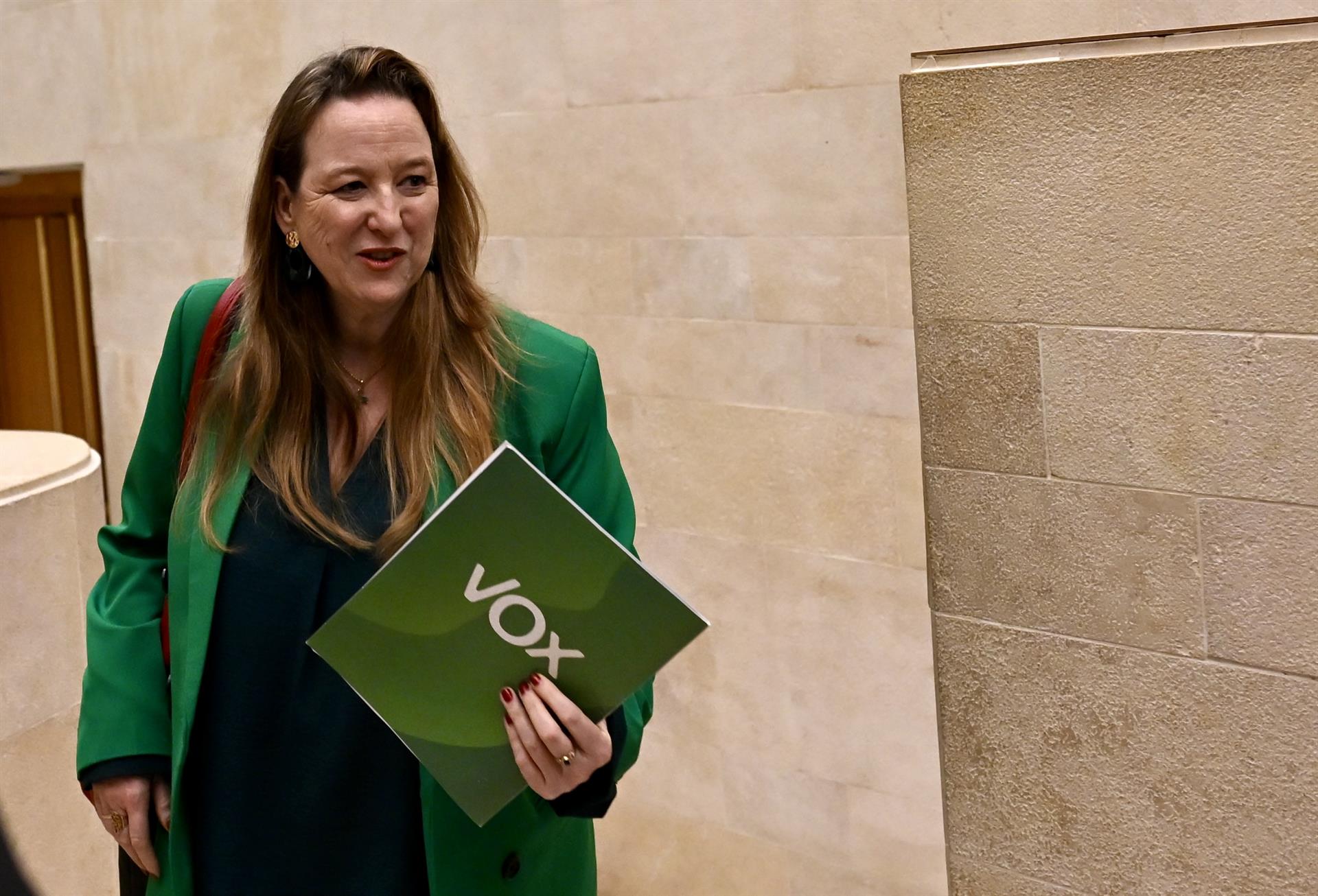 La portavoz de VOX, Leticia Díaz, investigada en el caso del bolígrafo grabador La portavoz de VOX, Leticia Díaz, investigada en el caso del bolígrafo grabador