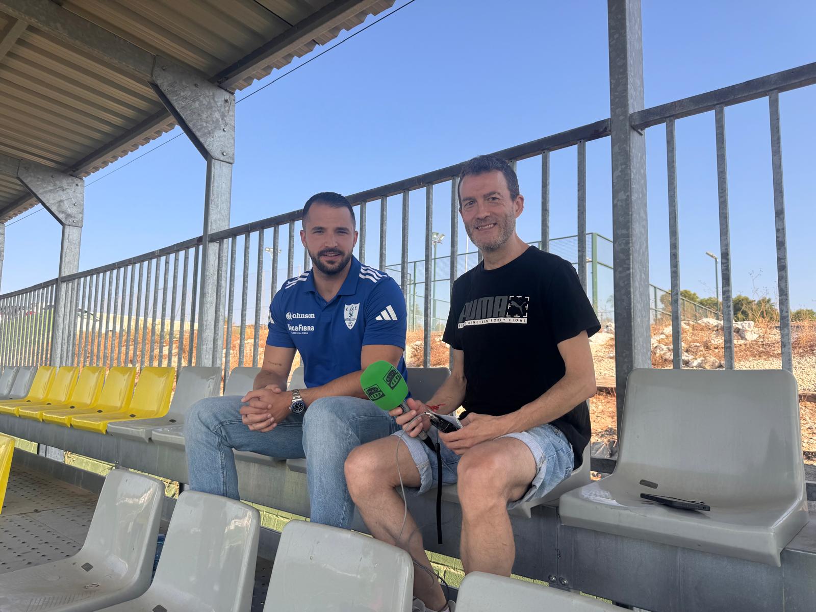 Omar Nicolás, director deportivo del Orihuela CF: "La plantilla está confeccionada al 95% y queda por llegar un extremo muy ilusionante" Omar Nicolás, director deportivo del Orihuela CF: "La plantilla está confeccionada al 95% y queda por llegar un extremo muy ilusionante"