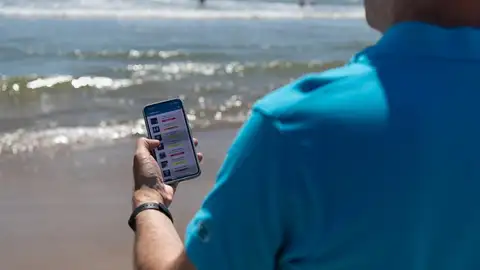 MedusApp supera las 700.000 descargas y estrena mapa interactivo para rastrear medusas este verano MedusApp supera las 700.000 descargas y estrena mapa interactivo para rastrear medusas este verano