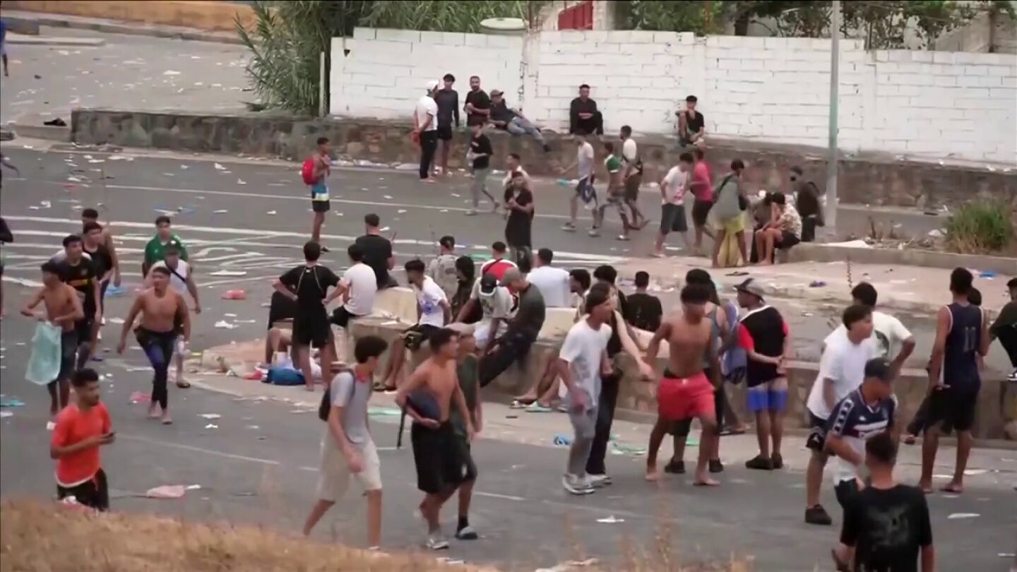 El colapso en Ceuta tras la llegada masiva de migrantes por la frontera