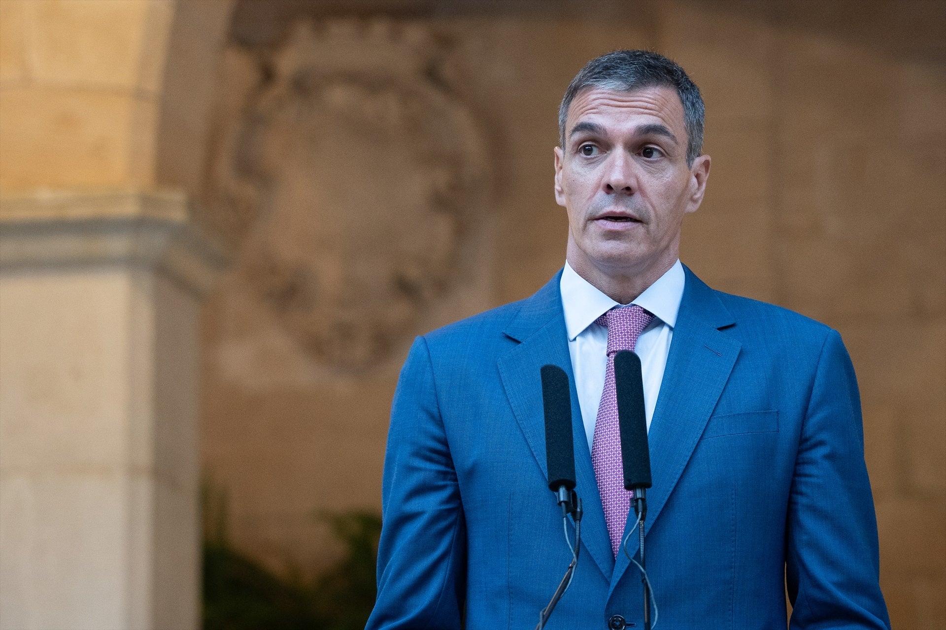 El presidente del Gobierno, Pedro Sánchez, comparece ante los medios de comunicación tras su despacho con el Rey Felipe VI El presidente del Gobierno, Pedro Sánchez, comparece ante los medios de comunicación tras su despacho con el Rey Felipe VI