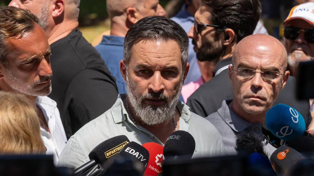 Abascal pide "militarizar permanentemente" la frontera de Ceuta porque hay "miles de españoles atemorizados" | Onda Cero Radio