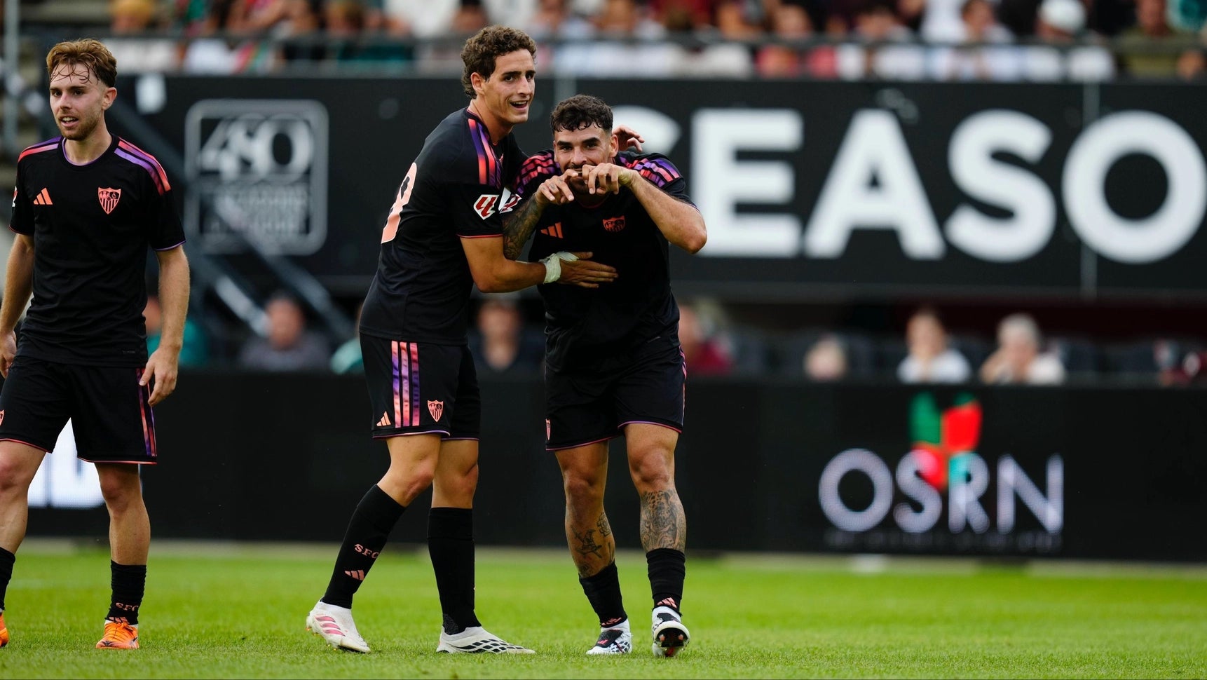 El Sevilla remonta y sonríe en Holanda El Sevilla remonta y sonríe en Holanda