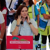 La presidenta de la Comunidad de Madrid, Isabel Díaz Ayuso, en Pelayos de la Presa