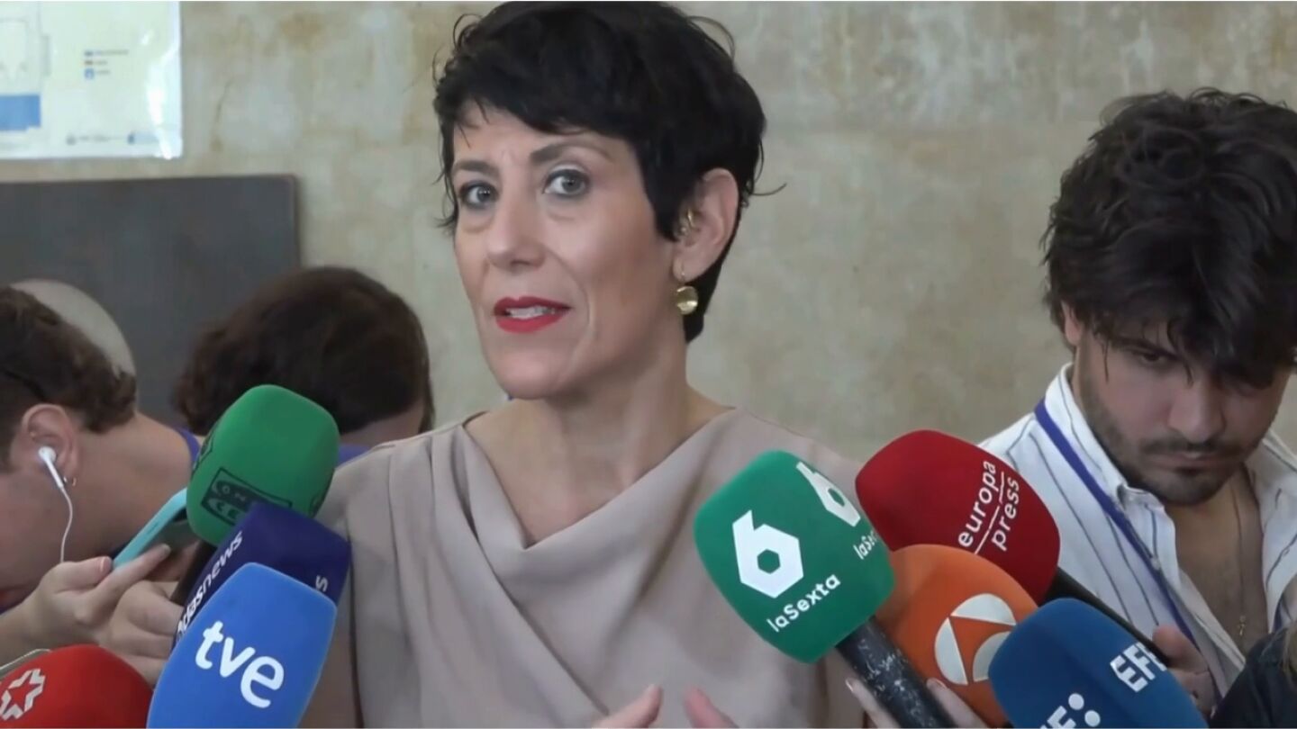 El Gobierno destina 25 millones extra para atender a menores migrantes solos en Ceuta: "Estamos al lado de los m&aacute;s vulnerables"