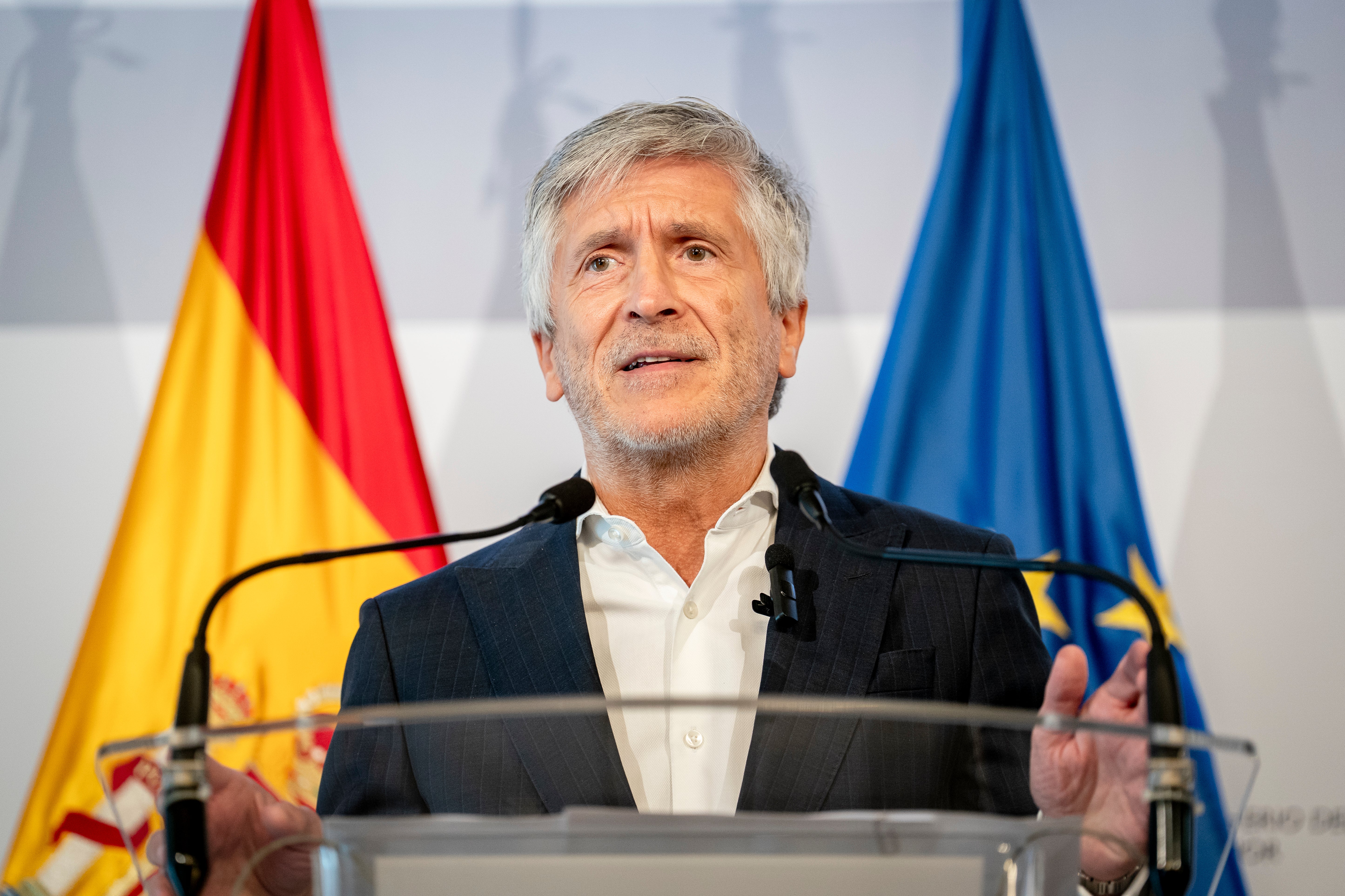 Marlaska afirma que entraron 72.000 inmigrantes y recalca que "no hubo ningún aviso del CNI sobre una entrada masiva de personas" Marlaska afirma que entraron 72.000 inmigrantes y recalca que "no hubo ningún aviso del CNI sobre una entrada masiva de personas"