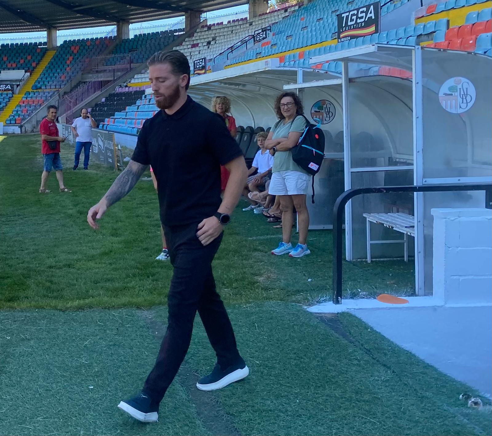 Iker Muniain debutará como entrenador del cuadro capitalino en este encuentro Iker Muniain debutará como entrenador del cuadro capitalino en este encuentro