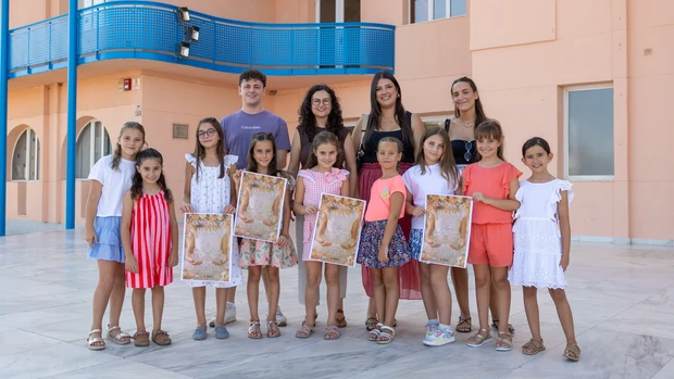 Sofía Giménez y sus Damas de Honor protagonistas del Acto de Coronación de la Reina el sábado 8 de agosto
