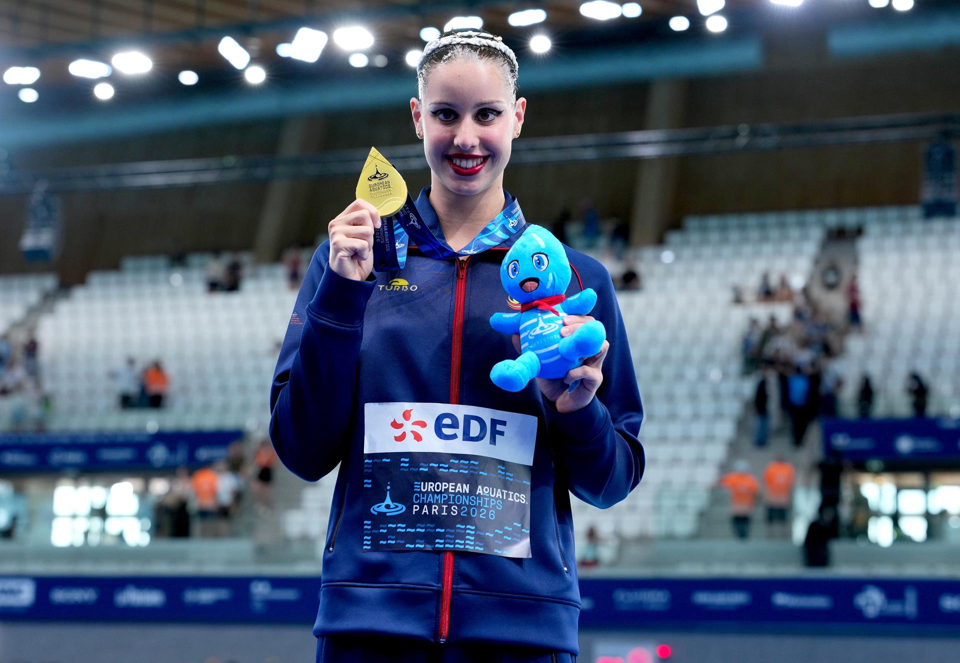 Iris Tió se cuelga la medalla de oro en solo técnico del Europeo de París Iris Tió se cuelga la medalla de oro en solo técnico del Europeo de París