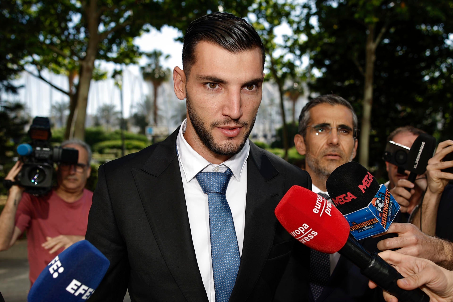 Adiós definitivo a Rafa Mir Adiós definitivo a Rafa Mir