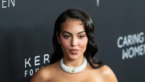 La respuesta de Georgina Rodríguez a los comentarios en redes sobre su cuerpo: "Mi valor no depende de mi físico" La respuesta de Georgina Rodríguez a los comentarios en redes sobre su cuerpo: "Mi valor no depende de mi físico" / Lev Radin / ZUMA Press Wire / dpa - Only For Use In Spain / Europa Press