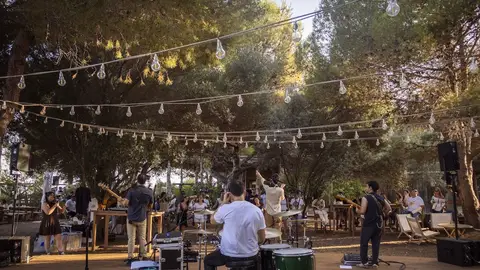 Masía Bellver prepara una cita con el eclipse solar total que combinará ciencia, cultura y gastronomía frente al mar Masía Bellver prepara una cita con el eclipse solar total que combinará ciencia, cultura y gastronomía frente al mar
