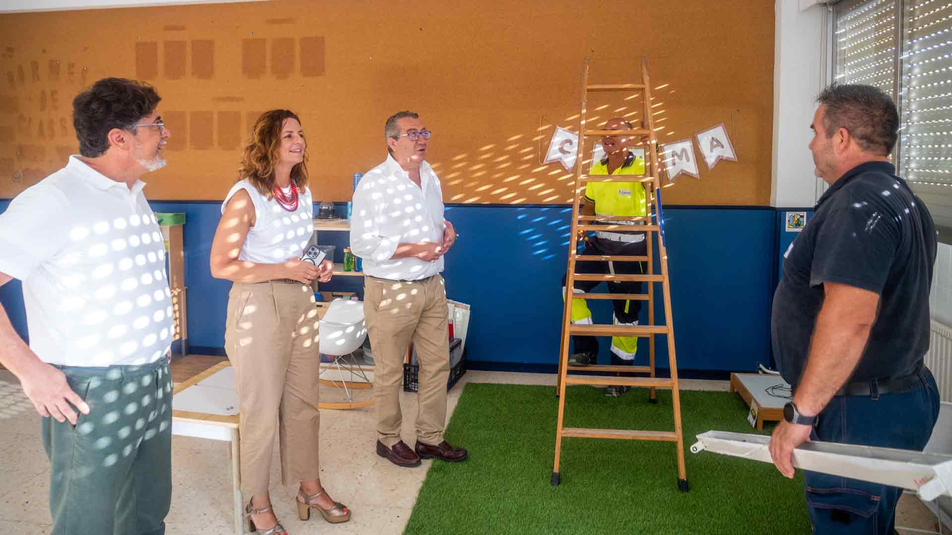 Benidorm invierte 150.000 euros en actuaciones de mejora en diez centros educativos durante el verano Benidorm invierte 150.000 euros en actuaciones de mejora en diez centros educativos durante el verano