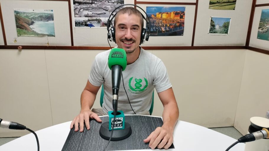 Kike Gallardo aprovechara productos de cercan&iacute;a unidos a las plantas silvestres.