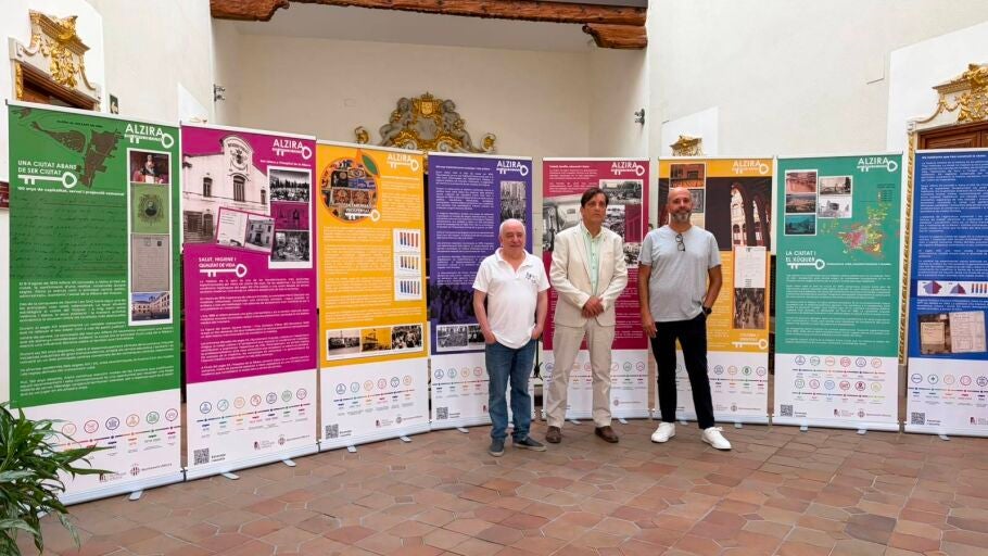 Presentaci&oacute;n de la exposici&oacute;n "Alzira, 150 anys de ciutat"