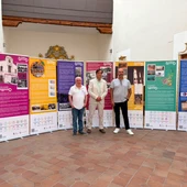 Presentación de la exposición "Alzira, 150 anys de ciutat" Presentación de la exposición "Alzira, 150 anys de ciutat"