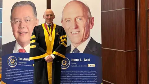 Dr. Jorge Alió primer presidente español de la Academia Europea de Oftalmología. Dr. Jorge Alió primer presidente español de la Academia Europea de Oftalmología.
