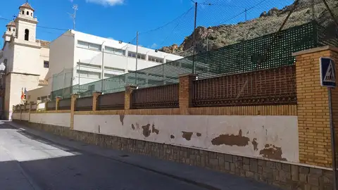 Educación estudia diferentes soluciones para garantizar la continuidad educativa de los alumnos del Colegio Virgen de la Puerta de Orihuela Educación estudia diferentes soluciones para garantizar la continuidad educativa de los alumnos del Colegio Virgen de la Puerta de Orihuela