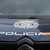 Coche de la Policía Nacional. Coche de la Policía Nacional.