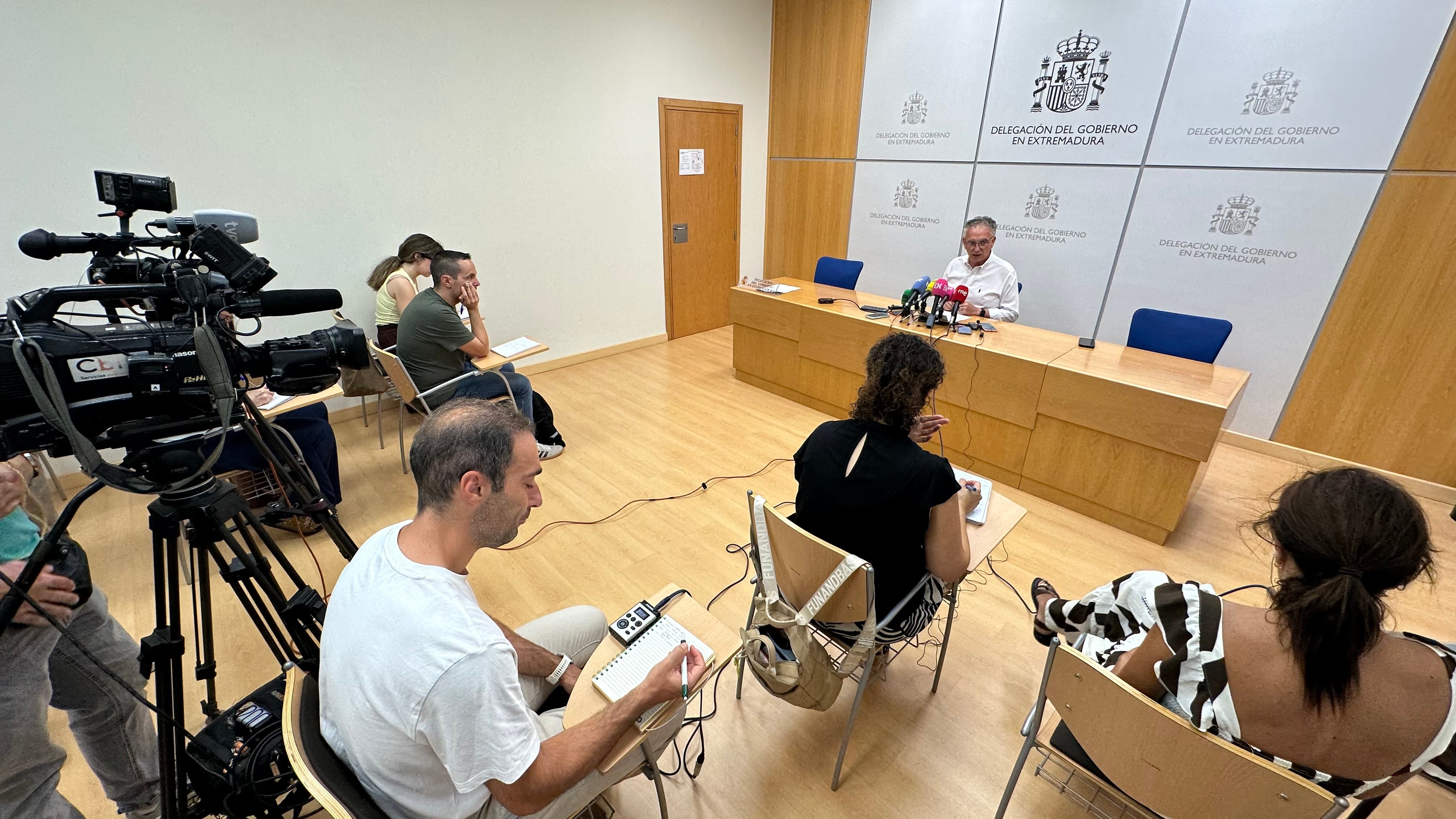 Quintana destaca el firme compromiso del Gobierno de España con el desarrollo social y económico de Extremadura Quintana destaca el firme compromiso del Gobierno de España con el desarrollo social y económico de Extremadura