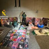 La Guardia Civil interviene cerca de 700 productos falsificados en Oropesa del Mar y Peñíscola