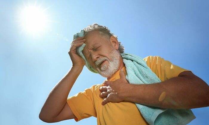 ¿Cómo afecta el calor a nuestro corazón? ¿Qué personas deben extremar las precauciones? Quirónsalud responde ¿Cómo afecta el calor a nuestro corazón? ¿Qué personas deben extremar las precauciones? Quirónsalud responde