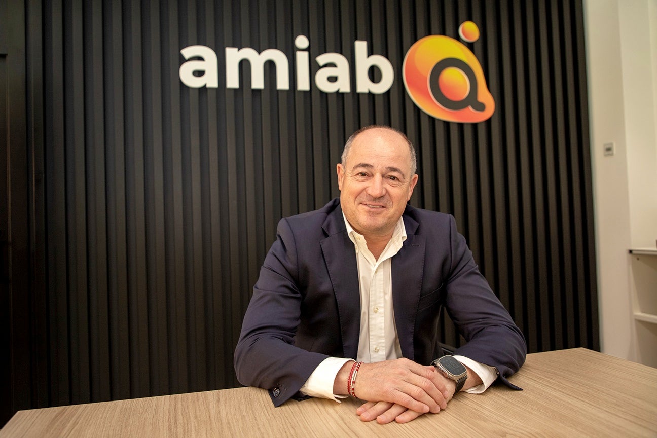 Amiab recibe cuatro distintivos de la Confederación de Asociaciones de Economía Social de Castilla-La Mancha Amiab recibe cuatro distintivos de la Confederación de Asociaciones de Economía Social de Castilla-La Mancha
