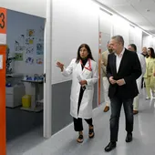 Sanidade llama a proteger la vista ante el eclipse total del 12 de agosto pidiendo "prudencia y protección" y destaca los avances del servicio de Oftalmología de Santiago Sanidade llama a proteger la vista ante el eclipse total del 12 de agosto pidiendo "prudencia y protección" y destaca los avances del servicio de Oftalmología de Santiago
