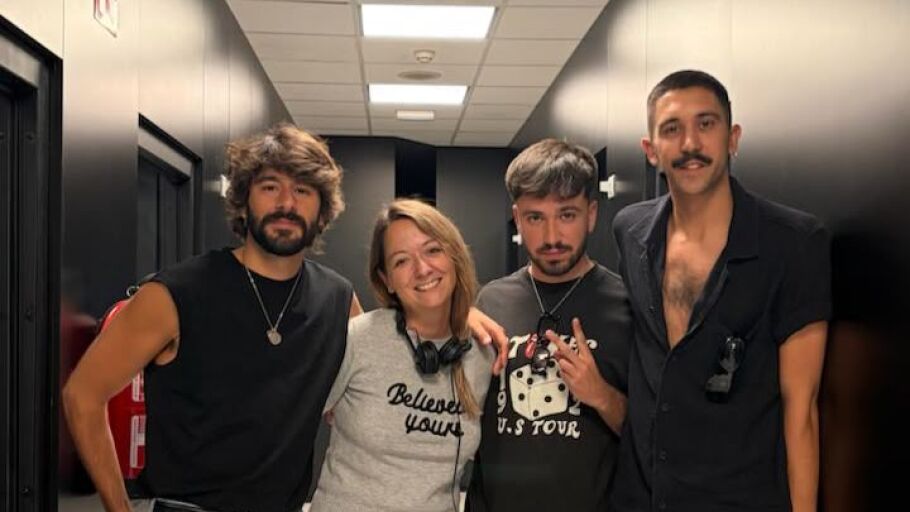 El grupo musical &Eacute;xtasis