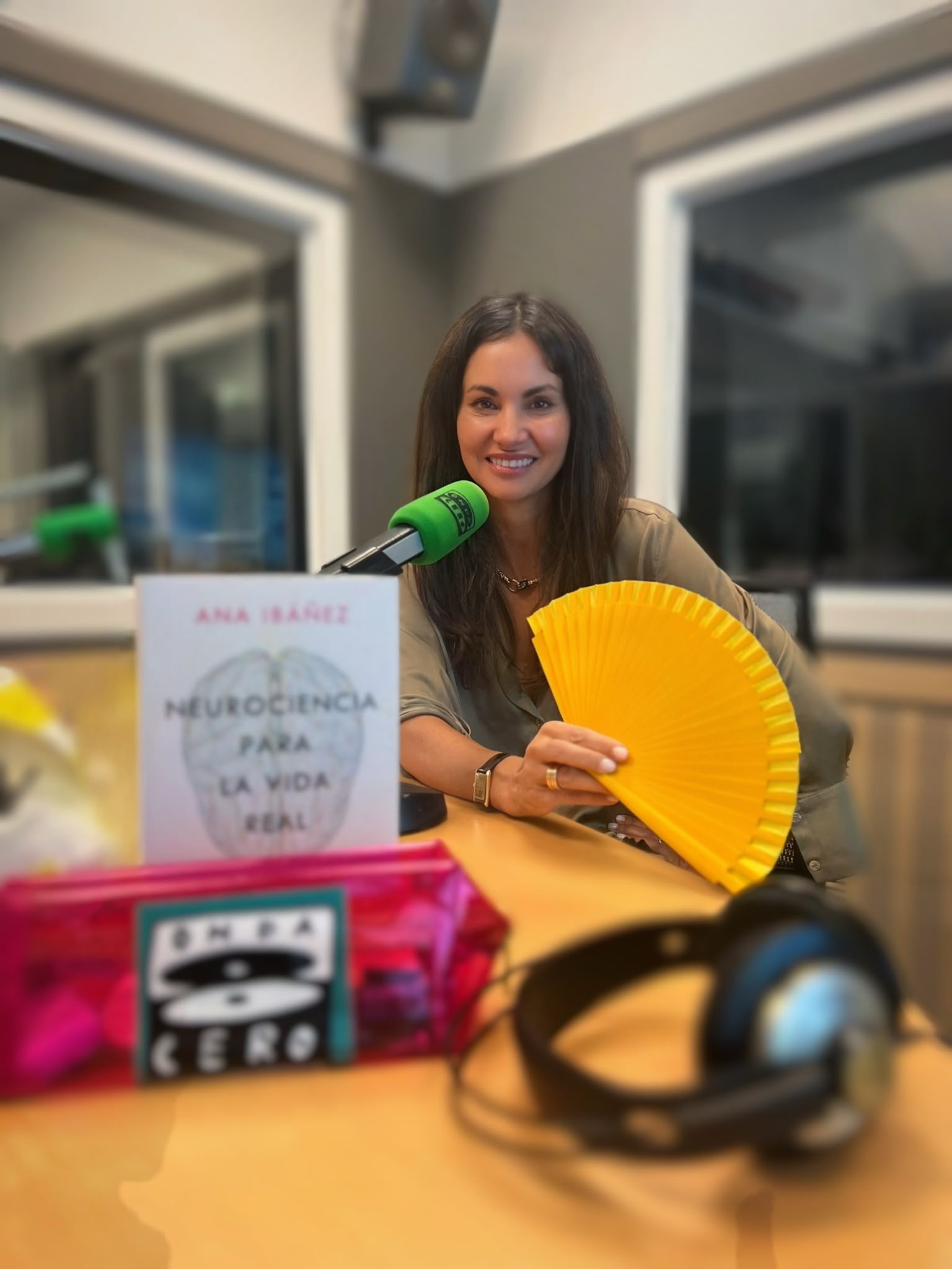 Neurociencia para el día a día con Ana Ibáñez: ¿se puede cambiar este verao? episode artwork