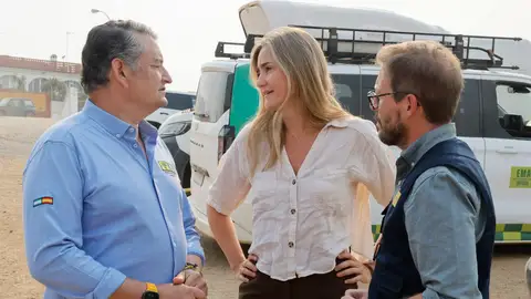 La vicepresidenta del Gobierno y ministra para la Transición Ecológica y el Reto Demográfico, Sara Aagesen, y el vicepresidente de la Junta de Andalucía Antonio Sanz La vicepresidenta del Gobierno y ministra para la Transición Ecológica y el Reto Demográfico, Sara Aagesen, y el vicepresidente de la Junta de Andalucía Antonio Sanz