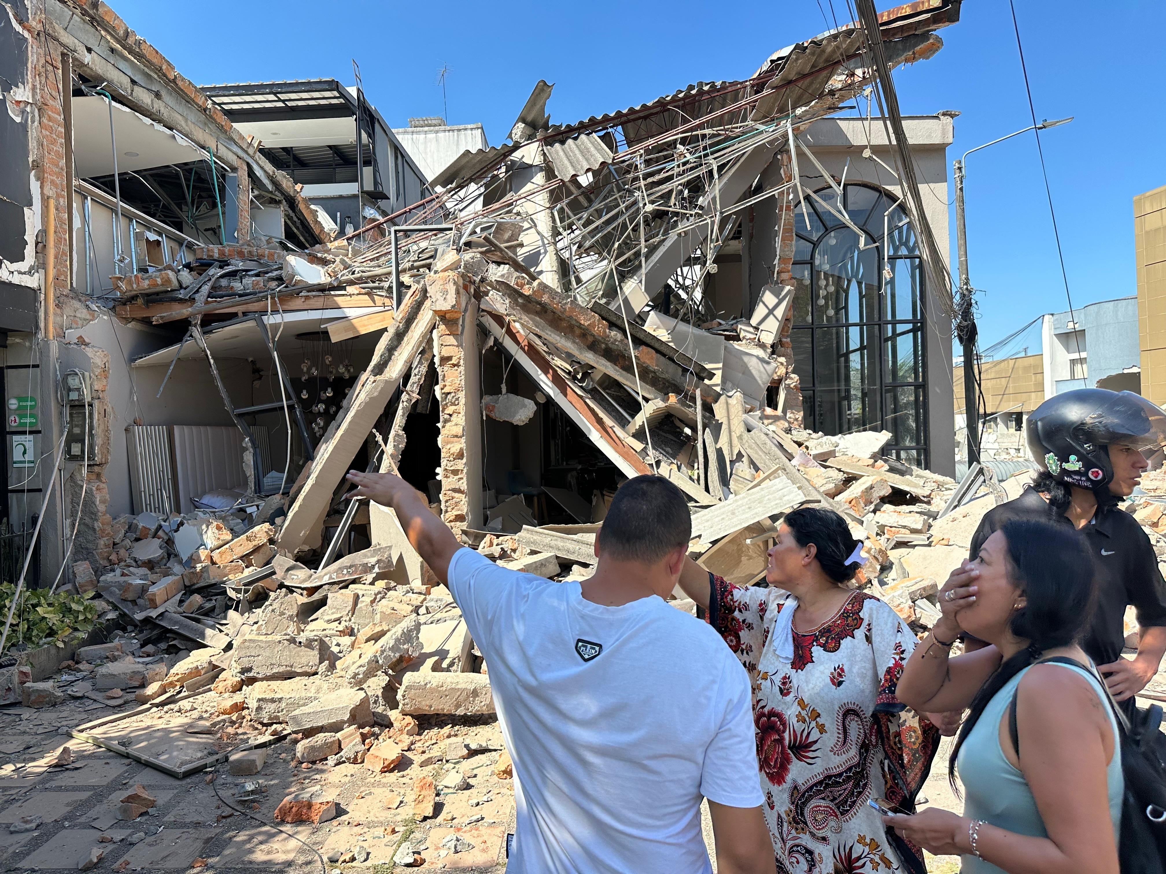 "Fue el terremoto más potente del siglo": el impactante relato sobre el seísmo en Colombia y la realidad de la tragedia en el país "Fue el terremoto más potente del siglo": el impactante relato sobre el seísmo en Colombia y la realidad de la tragedia en el país