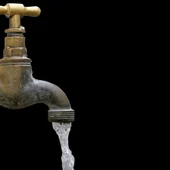 El Ayuntamiento de Santiago recuerda las restricciones y recomendaciones sobre el consumo de agua ante la prealerta sobre la escasez en el Tambre El Ayuntamiento de Santiago recuerda las restricciones y recomendaciones sobre el consumo de agua ante la prealerta sobre la escasez en el Tambre