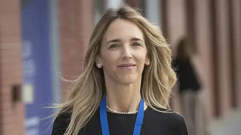 Cayetana Álvarez de Toledo carga contra Sánchez en Menorca y reclama una movilización ciudadana Cayetana Álvarez de Toledo carga contra Sánchez en Menorca y reclama una movilización ciudadana