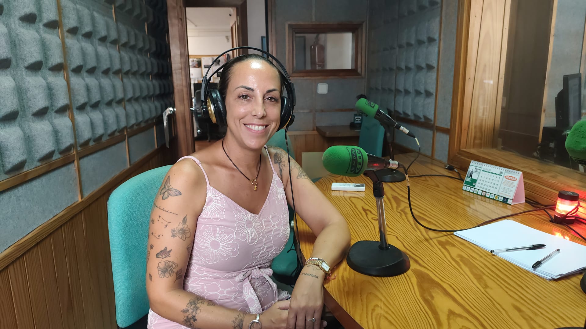 Sara Barbado: "No hay nada más efectivo que concienciar en familia sobre determinados estereotipos, comportamientos machistas o prejuicios hacia la diversidad" Sara Barbado: "No hay nada más efectivo que concienciar en familia sobre determinados estereotipos, comportamientos machistas o prejuicios hacia la diversidad"