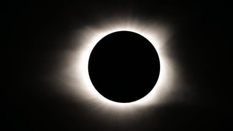 Vista de archivo de un eclipse de sol total.