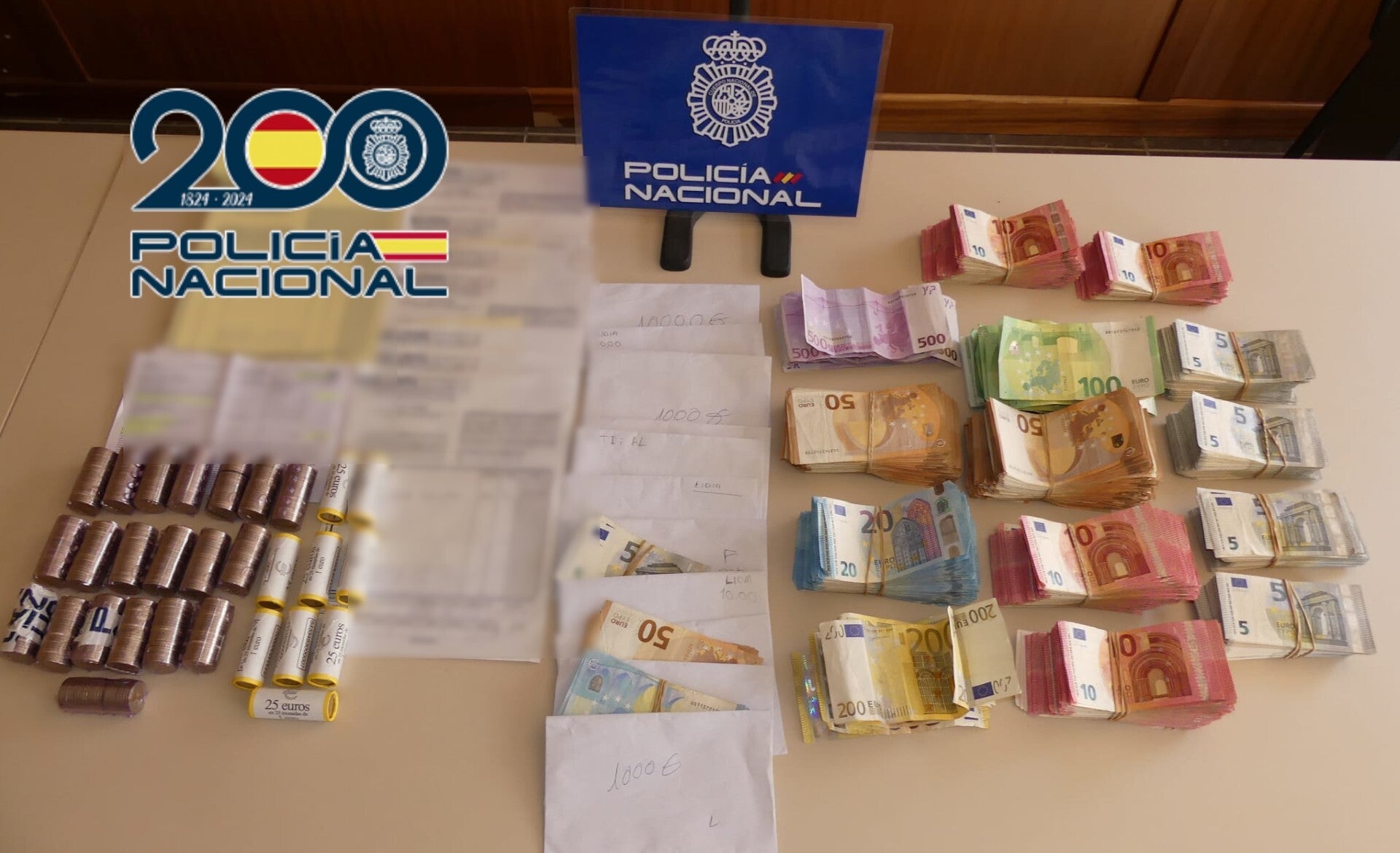 Detenidas cuatro personas por una estafa de 380.000 euros con compras simuladas de palets Detenidas cuatro personas por una estafa de 380.000 euros con compras simuladas de palets