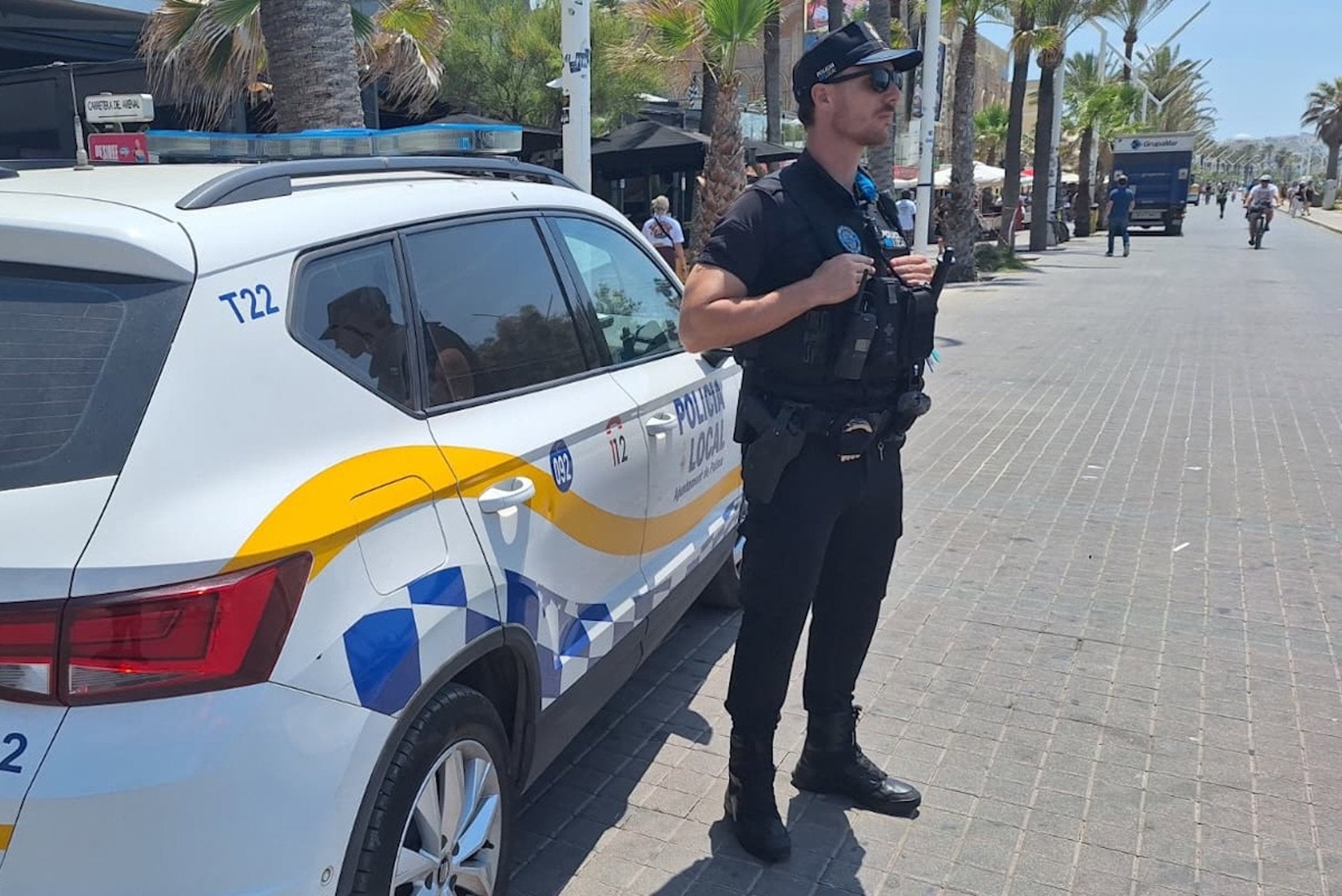 Las primeras horas de cierre de la primera línea de Playa de Palma al tráfico se desarrollan sin incidentes Las primeras horas de cierre de la primera línea de Playa de Palma al tráfico se desarrollan sin incidentes