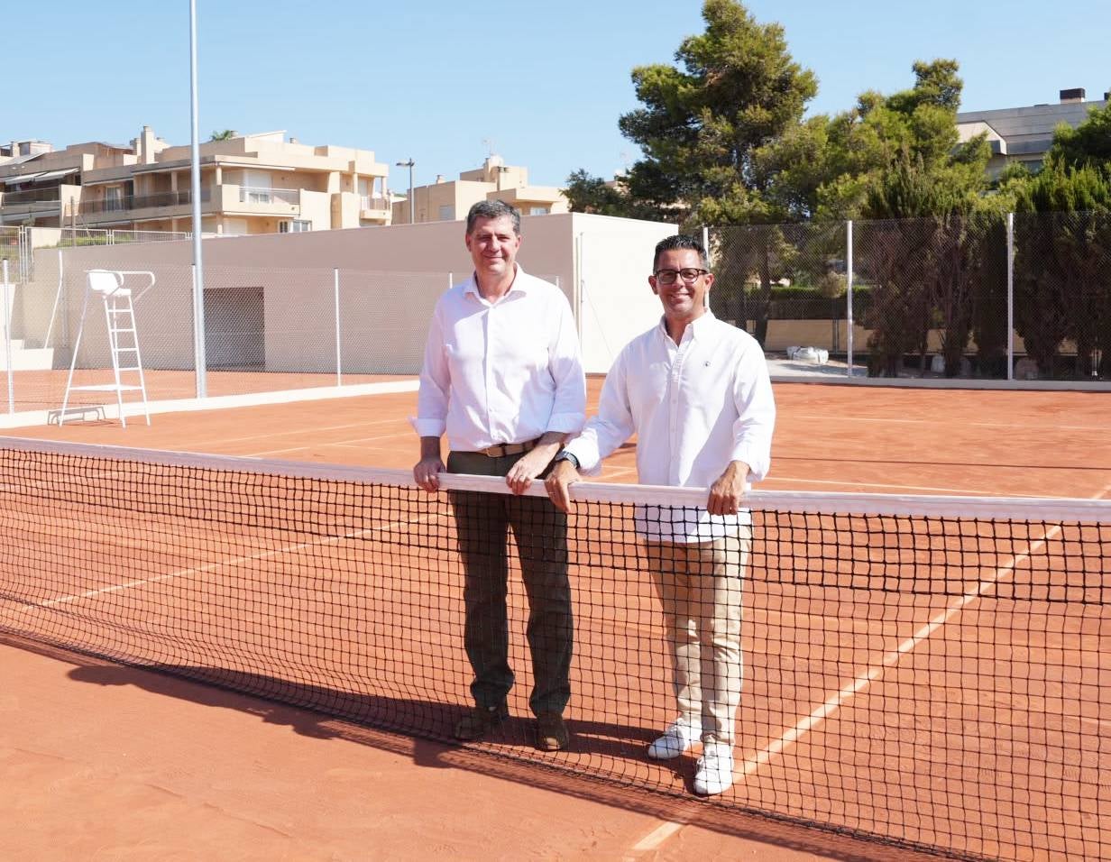 Rafa Triguero: "Con las nuevas pistas de Can Misses queremos recuperar el peso que históricamente siempre ha tenido el tenis en la ciudad" Rafa Triguero: "Con las nuevas pistas de Can Misses queremos recuperar el peso que históricamente siempre ha tenido el tenis en la ciudad"