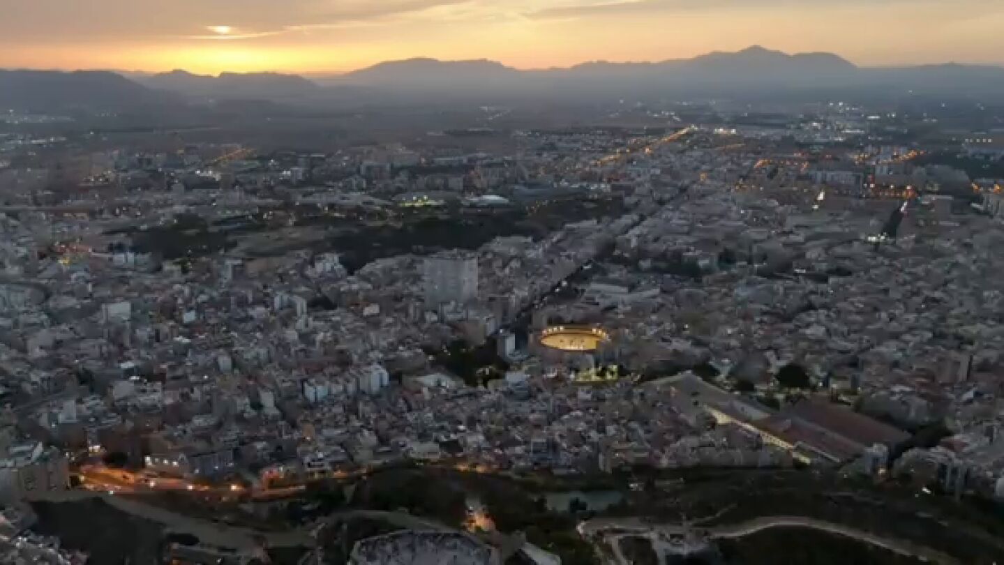 El eclipse en Alicante a vista de drone 