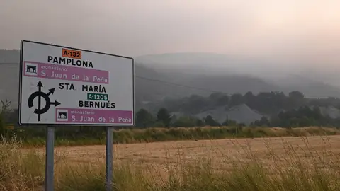 Avanza sin control el Incendio en Niebla y Las Peñas de Riglos Avanza sin control el Incendio en Niebla y Las Peñas de Riglos / Europapress