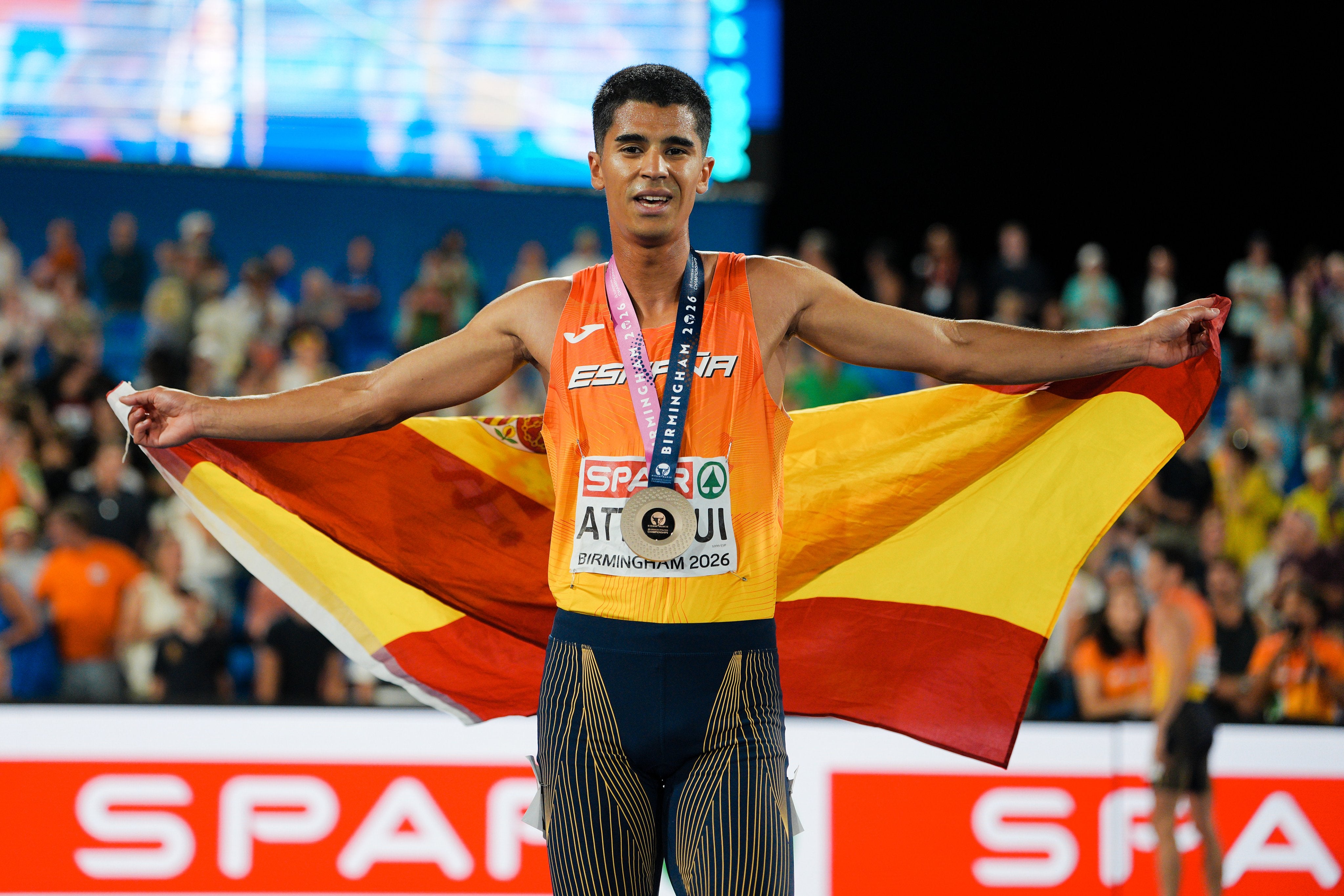 El atleta torrelaveguense Mohamed Attaoui se cuelga el bronce europeo en 800 metros El atleta torrelaveguense Mohamed Attaoui se cuelga el bronce europeo en 800 metros