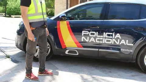 Detenidos en Madrid ocho de los trece identificados por el robo de cableado en tres empresas de Almendralejo Detenidos en Madrid ocho de los trece identificados por el robo de cableado en tres empresas de Almendralejo