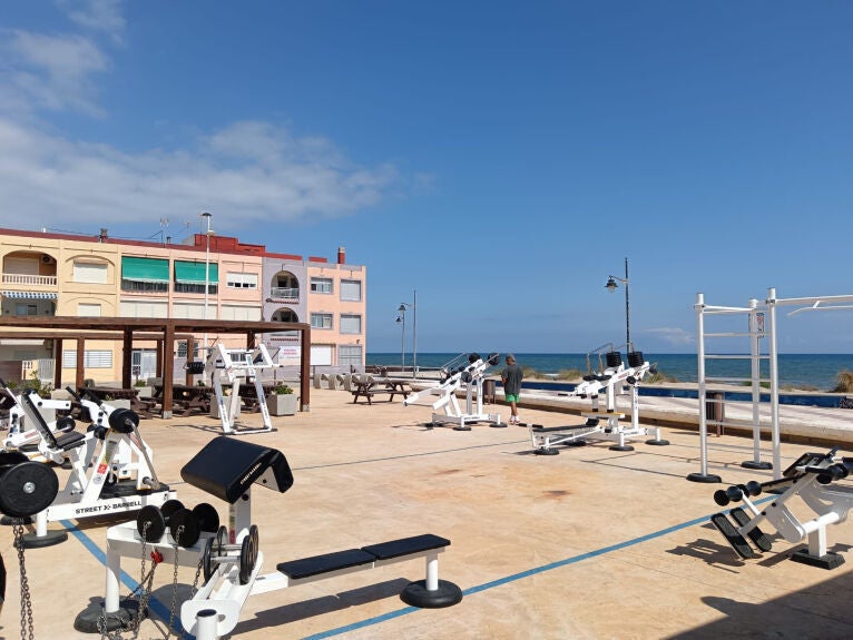 La Diputació financia un nuevo gimnasio en el Perelló con un coste de 292.000 euros La Diputació financia un nuevo gimnasio en el Perelló con un coste de 292.000 euros