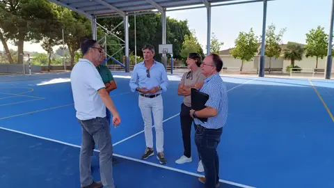 El Ayuntamiento de Villajoyosa termina la renovación de las pistas del polideportivo la Torreta para el inicio de temporada El Ayuntamiento de Villajoyosa termina la renovación de las pistas del polideportivo la Torreta para el inicio de temporada