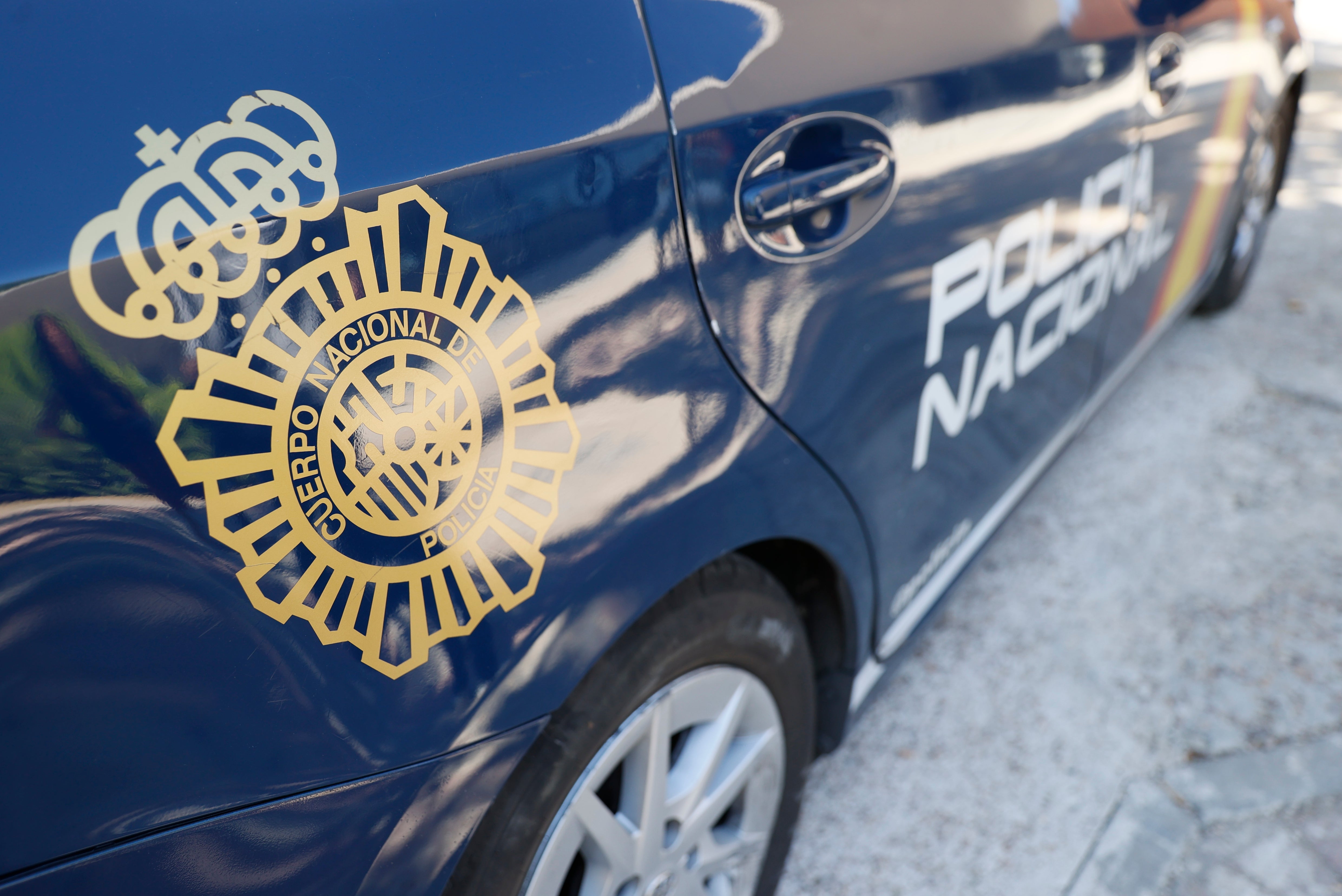 La Policía detiene a cinco personas por una presunta estafa de más de 34 mil euros a una persona con discapacidad intelectual severa La Policía detiene a cinco personas por una presunta estafa de más de 34 mil euros a una persona con discapacidad intelectual severa