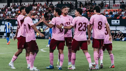 El Valencia CF finaliza la pretemporada con una victoria por 2-0 frente al Hércules CF El Valencia CF finaliza la pretemporada con una victoria por 2-0 frente al Hércules CF