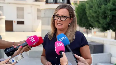 El PSOE critica que la Junta llega "tarde y mal" ante la reaparición de la lengua azul en Extremadura El PSOE critica que la Junta llega "tarde y mal" ante la reaparición de la lengua azul en Extremadura