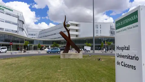Un hombre, de 47 años, herido menos grave al sufrir un accidente con un patinente en Cáceres Un hombre, de 47 años, herido menos grave al sufrir un accidente con un patinente en Cáceres