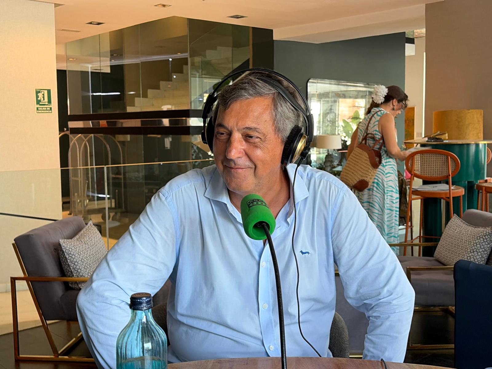 Teodomiro López, rector de la Universidad de Málaga: "Aunque sea feria, ya estamos trabajando para que los alumnos lleguen a la mejor UMA este curso" Teodomiro López, rector de la Universidad de Málaga: "Aunque sea feria, ya estamos trabajando para que los alumnos lleguen a la mejor UMA este curso"
